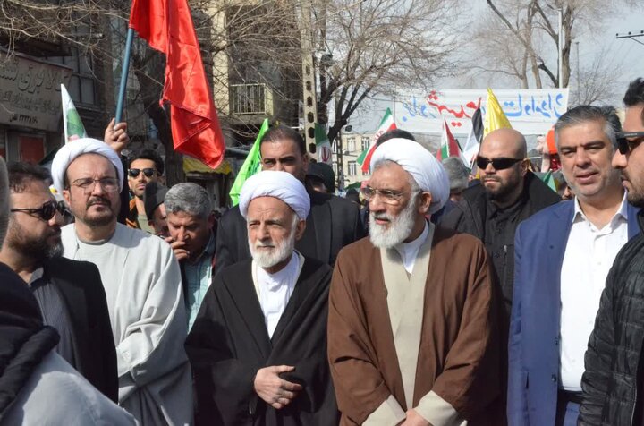 تصاویر/شکوه حضور مردم استان مرکزی در راهپیمایی ۲۲ بهمن_۲