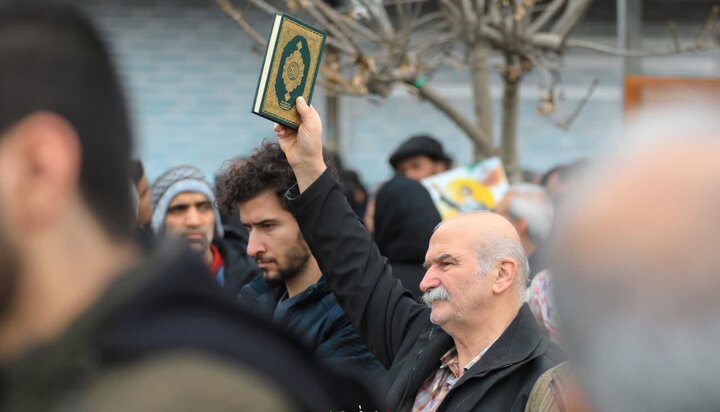 تصاویر/ حضور حماسی مردم ساوجبلاغ در راهپیمایی ۲۲ بهمن‌ماه