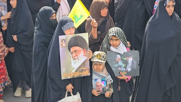 تصاویر/ مراسم راهپیمایی یوم‌الله ۲۲ بهمن در شهر ریگان