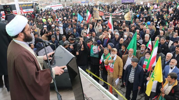 تصاویر/ راهپیمایی یوم‌الله ۲۲ بهمن در پردیس