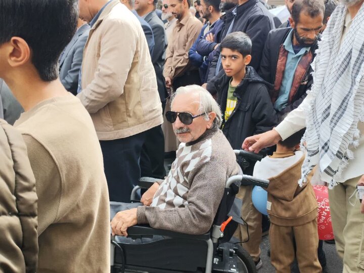 تصاویر/ مراسم راهپیمایی یوم‌الله ۲۲ بهمن در شهر بم