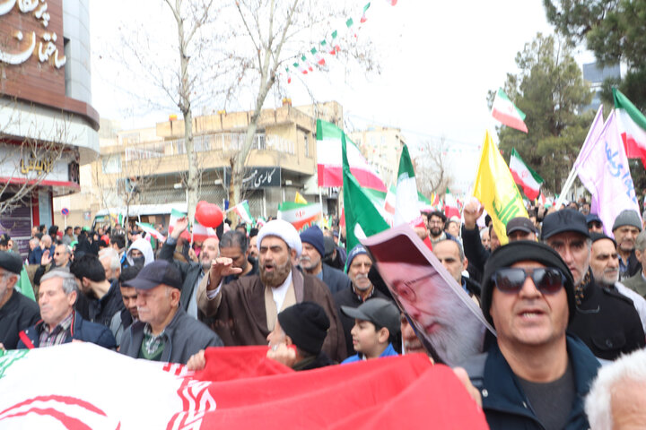 تصاویر / راهپیمایی یوم الله 22 بهمن در قزوین برگزار شد