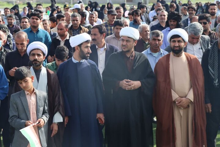 تصاویر/ مراسم راهپیمایی یوم‌الله ۲۲ بهمن در شهر قلعه‌گنج