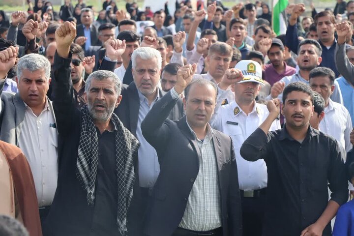 تصاویر/ مراسم راهپیمایی یوم‌الله ۲۲ بهمن در شهر قلعه‌گنج