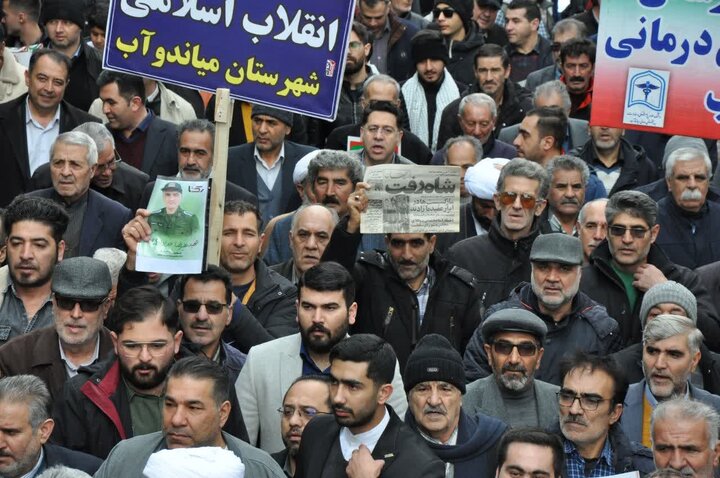 تصاویر/ راهپیمایی ۲۲ بهمن در میاندوآب