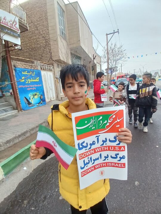 تصاویر/ یوم الله راهپیمایی 22 بهمن در نوش آباد