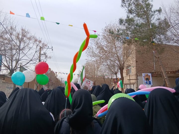 تصاویر/ یوم الله راهپیمایی 22 بهمن در نوش آباد