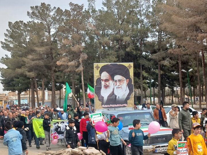 تصاویر/ یوم الله راهپیمایی 22 بهمن در نوش آباد