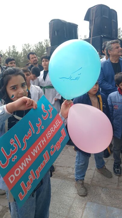 تصاویر/ یوم الله راهپیمایی 22 بهمن در نوش آباد