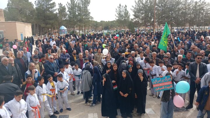 تصاویر/ یوم الله راهپیمایی 22 بهمن در نوش آباد