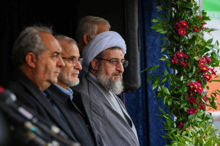 تصاویر/ خروش مردم انقلابی در راهپیمایی یوم الله ۲۲ بهمن ماه در تبریز