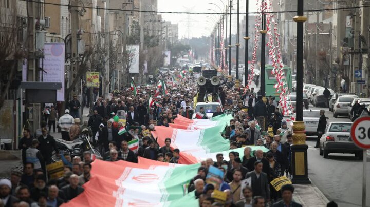 تصاویر/ مردم باقرشهر و کهریزک بار دیگر وفاداری خود را به انقلاب نشان دادند