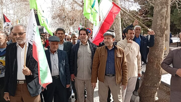 تصاویر/ مراسم راهپیمایی یوم‌الله ۲۲ بهمن در شهر ماهان