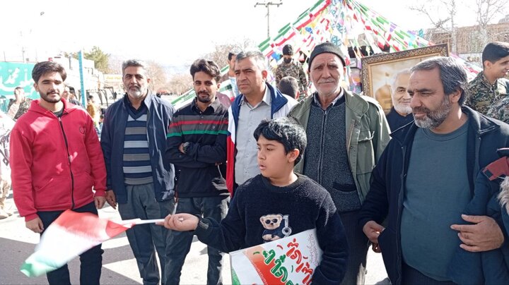 تصاویر/ مراسم راهپیمایی یوم‌الله ۲۲ بهمن در شهر ماهان