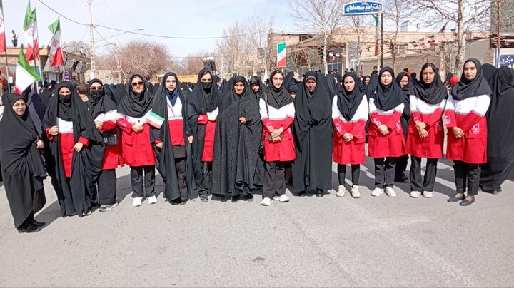 تصاویر/ مراسم راهپیمایی یوم‌الله ۲۲ بهمن در شهر ماهان