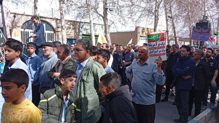 تصاویر/ مراسم راهپیمایی یوم‌الله ۲۲ بهمن در شهر ماهان