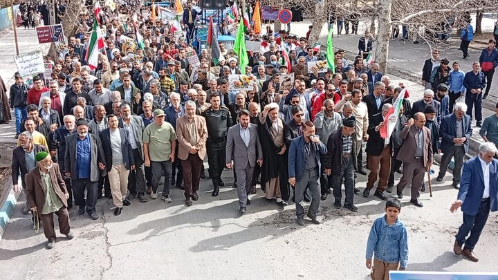 تصاویر/ مراسم راهپیمایی یوم‌الله ۲۲ بهمن در شهر ماهان
