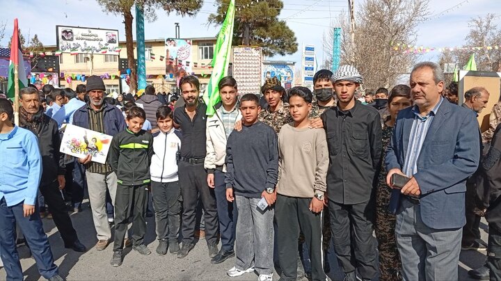 تصاویر/ مراسم راهپیمایی یوم‌الله ۲۲ بهمن در شهر ماهان