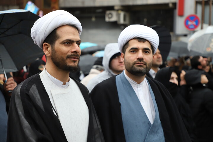 تصاویر/ خروش مردم انقلابی در راهپیمایی یوم الله ۲۲ بهمن ماه در تبریز