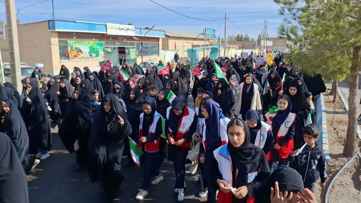 تصاویر/ مراسم راهپیمایی یوم‌الله ۲۲ بهمن شهر کشکوئیه