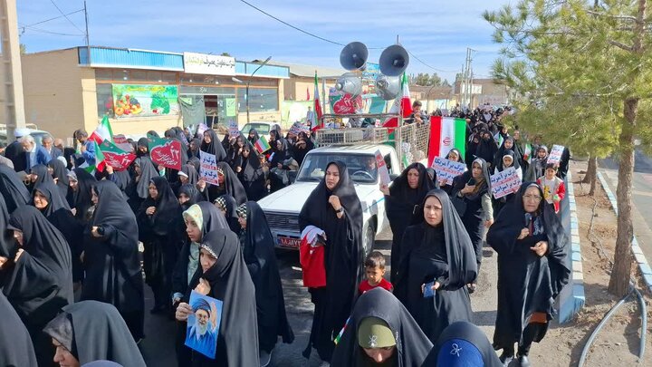 تصاویر/ مراسم راهپیمایی یوم‌الله ۲۲ بهمن شهر کشکوئیه