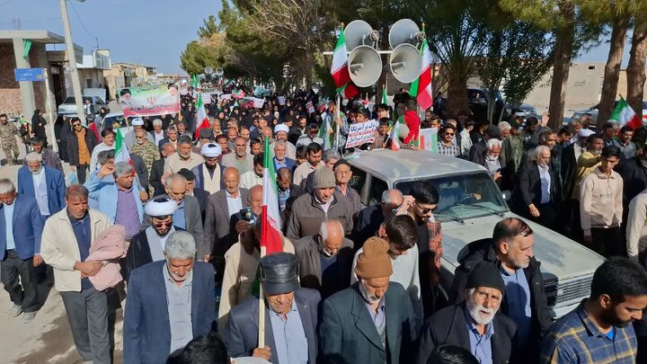 تصاویر/ مراسم راهپیمایی یوم‌الله ۲۲ بهمن شهر کشکوئیه