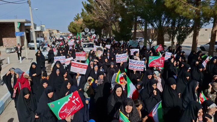 تصاویر/ مراسم راهپیمایی یوم‌الله ۲۲ بهمن شهر کشکوئیه