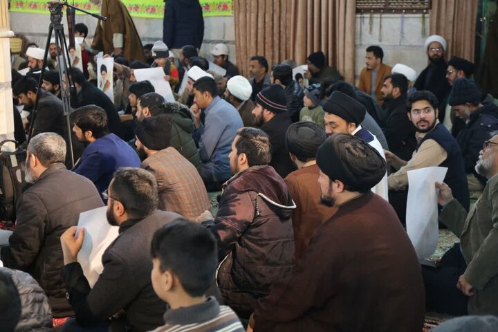 قم المقدسہ میں اردو طلاب کا عظیم اجتماع؛ انقلابِ اسلامی اور رہبرِ معظم سے تجدیدِ عہد، اسلام آباد دھماکے کی مذمت