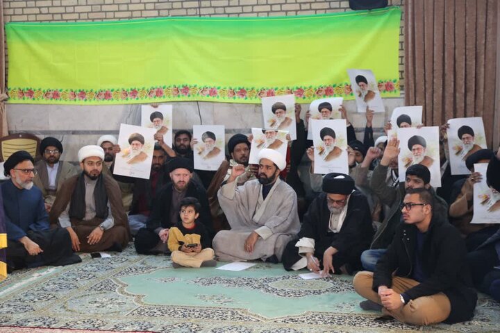 قم المقدسہ میں اردو طلاب کا عظیم اجتماع؛ انقلابِ اسلامی اور رہبرِ معظم سے تجدیدِ عہد، اسلام آباد دھماکے کی مذمت