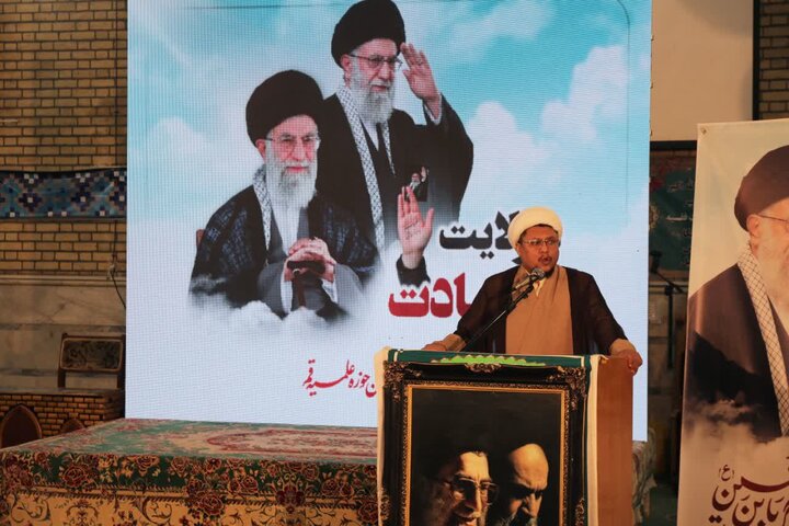 قم المقدسہ میں اردو طلاب کا عظیم اجتماع؛ انقلابِ اسلامی اور رہبرِ معظم سے تجدیدِ عہد، اسلام آباد دھماکے کی مذمت