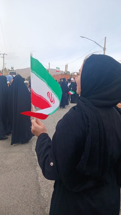 تصاویر/حضور انقلابی و پرشور مردم منطقه اردهال در راهپیمایی۲۲ بهمن