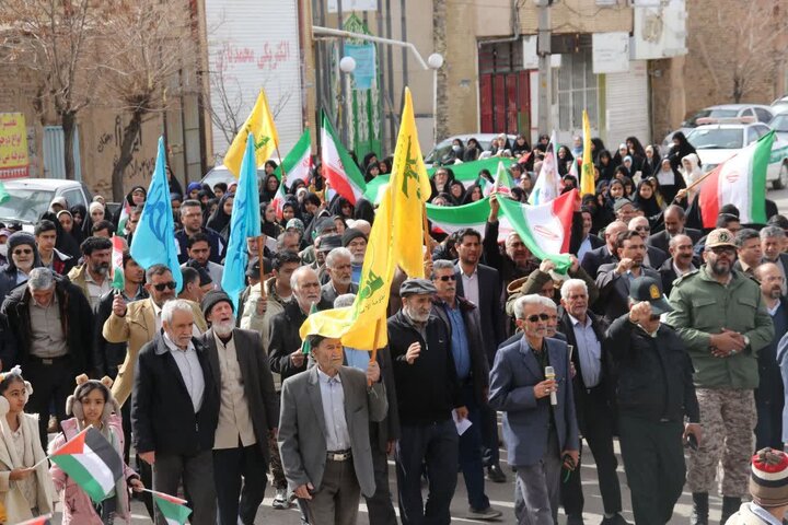 تصاویر/ مراسم راهپیمایی یوم‌الله ۲۲ بهمن در شهر پاریز