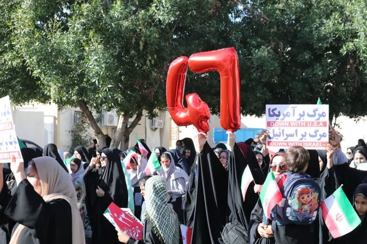 تصاویر/ مراسم راهپیمایی ۲۲ بهمن ماه پارسیان