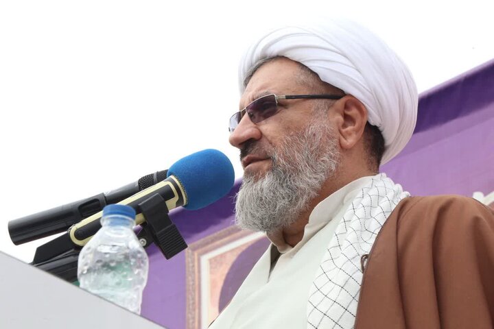 تصاویر / حضور مردم شهرستان آبیک در راهپیمایی یوم  الله 22 بهمن