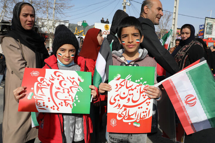 گزارش تصویری/ شکوه حضور عشایر و مردم یاسوج در یوم‌الله ۲۲ بهمن