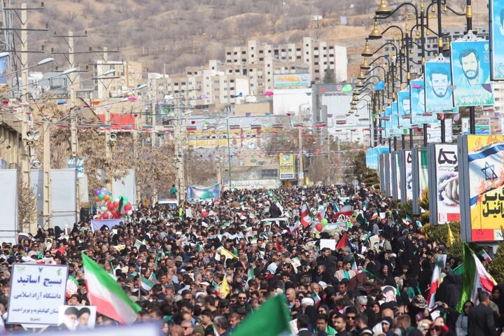 گزارش تصویری/ شکوه حضور عشایر و مردم یاسوج در یوم‌الله ۲۲ بهمن
