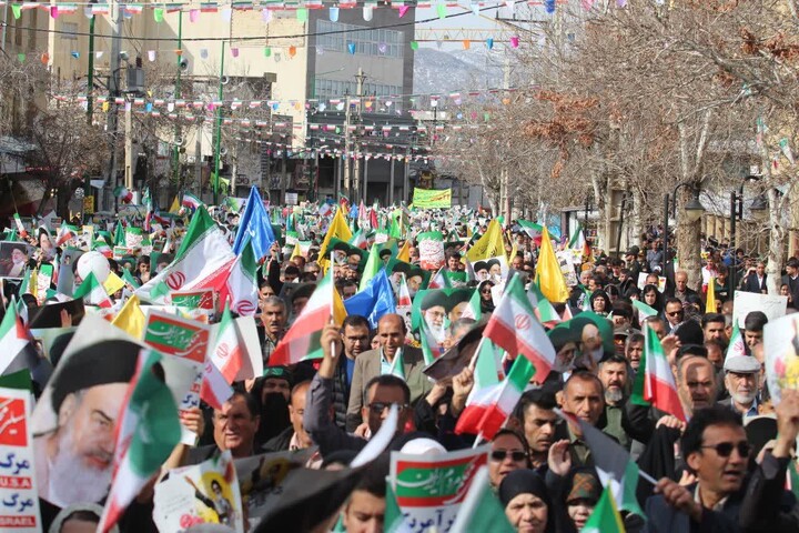 گزارش تصویری/ شکوه حضور عشایر و مردم یاسوج در یوم‌الله ۲۲ بهمن