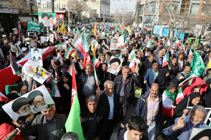 گزارش تصویری/ شکوه حضور عشایر و مردم یاسوج در یوم‌الله ۲۲ بهمن