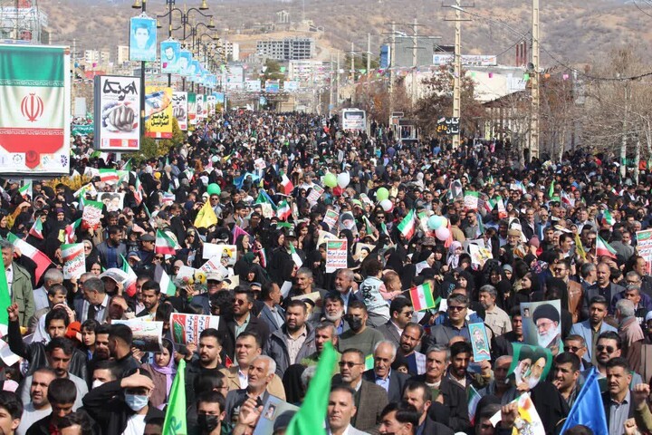 گزارش تصویری/ شکوه حضور عشایر و مردم یاسوج در یوم‌الله ۲۲ بهمن