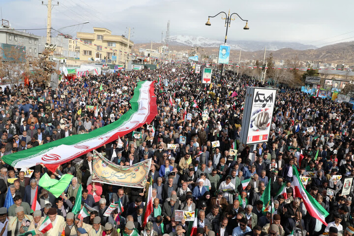 گزارش تصویری/ شکوه حضور عشایر و مردم یاسوج در یوم‌الله ۲۲ بهمن