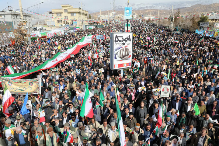 گزارش تصویری/ شکوه حضور عشایر و مردم یاسوج در یوم‌الله ۲۲ بهمن