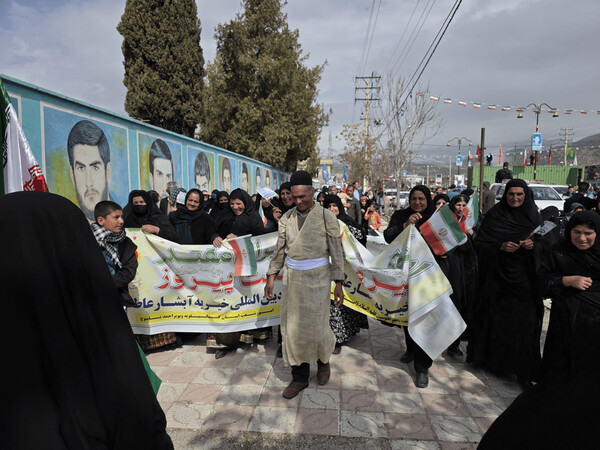 گزارش تصویری/ شکوه حضور عشایر و مردم یاسوج در یوم‌الله ۲۲ بهمن