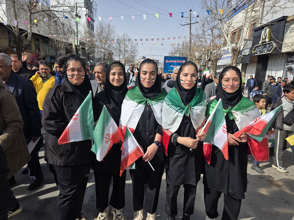 گزارش تصویری/ شکوه حضور عشایر و مردم یاسوج در یوم‌الله ۲۲ بهمن