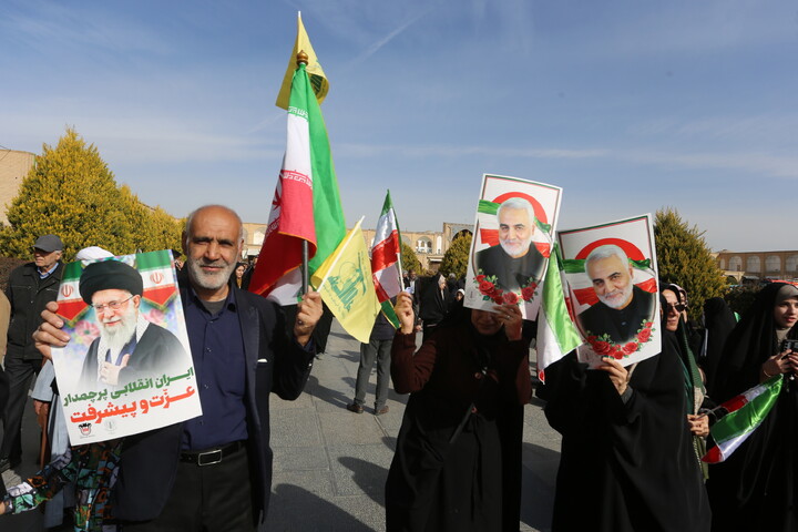 تصاویر / راهپیمایی یوم‌الله ۲۲ بهمن در اصفهان