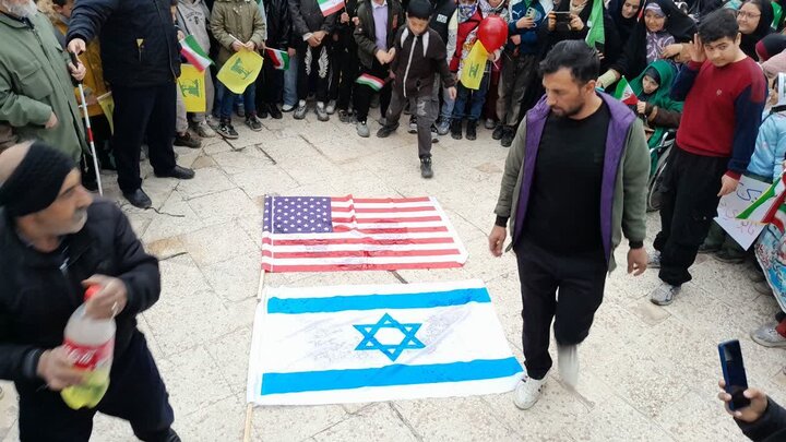 تصاویر / حضور مردم شهر اقبالیه قزوین ،محمدیه ومهرگان در مراسم راهپیمایی یوم الله 22 بهمن