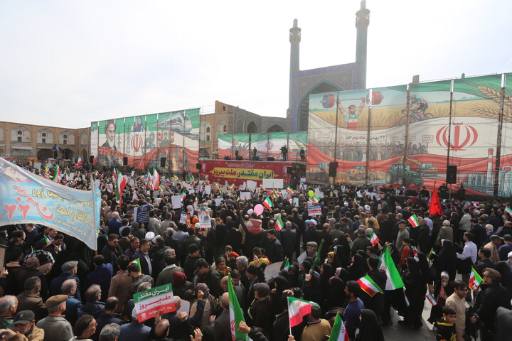 تصاویر / راهپیمایی یوم‌الله ۲۲ بهمن در اصفهان