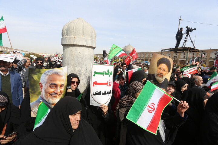 تصاویر / راهپیمایی یوم‌الله ۲۲ بهمن در اصفهان