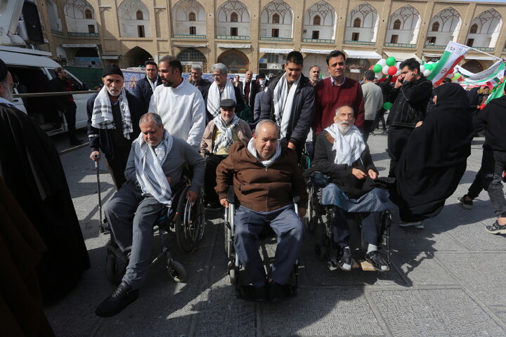تصاویر / راهپیمایی یوم‌الله ۲۲ بهمن در اصفهان