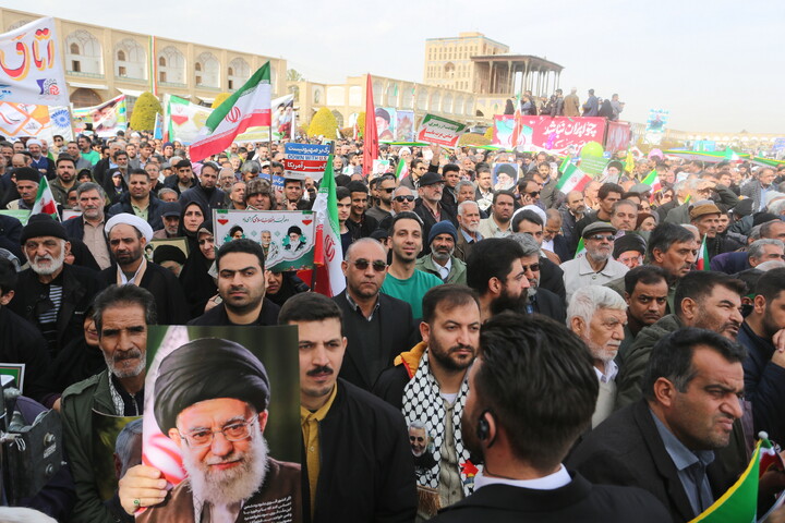 تصاویر / راهپیمایی یوم‌الله ۲۲ بهمن در اصفهان