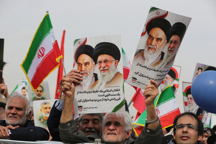 تصاویر / راهپیمایی یوم‌الله ۲۲ بهمن در اصفهان